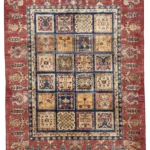 Kazak in lana rossa, dimensioni 194×149 cm, presenta un pattern classico che arricchisce qualsiasi ambiente con eleganza.