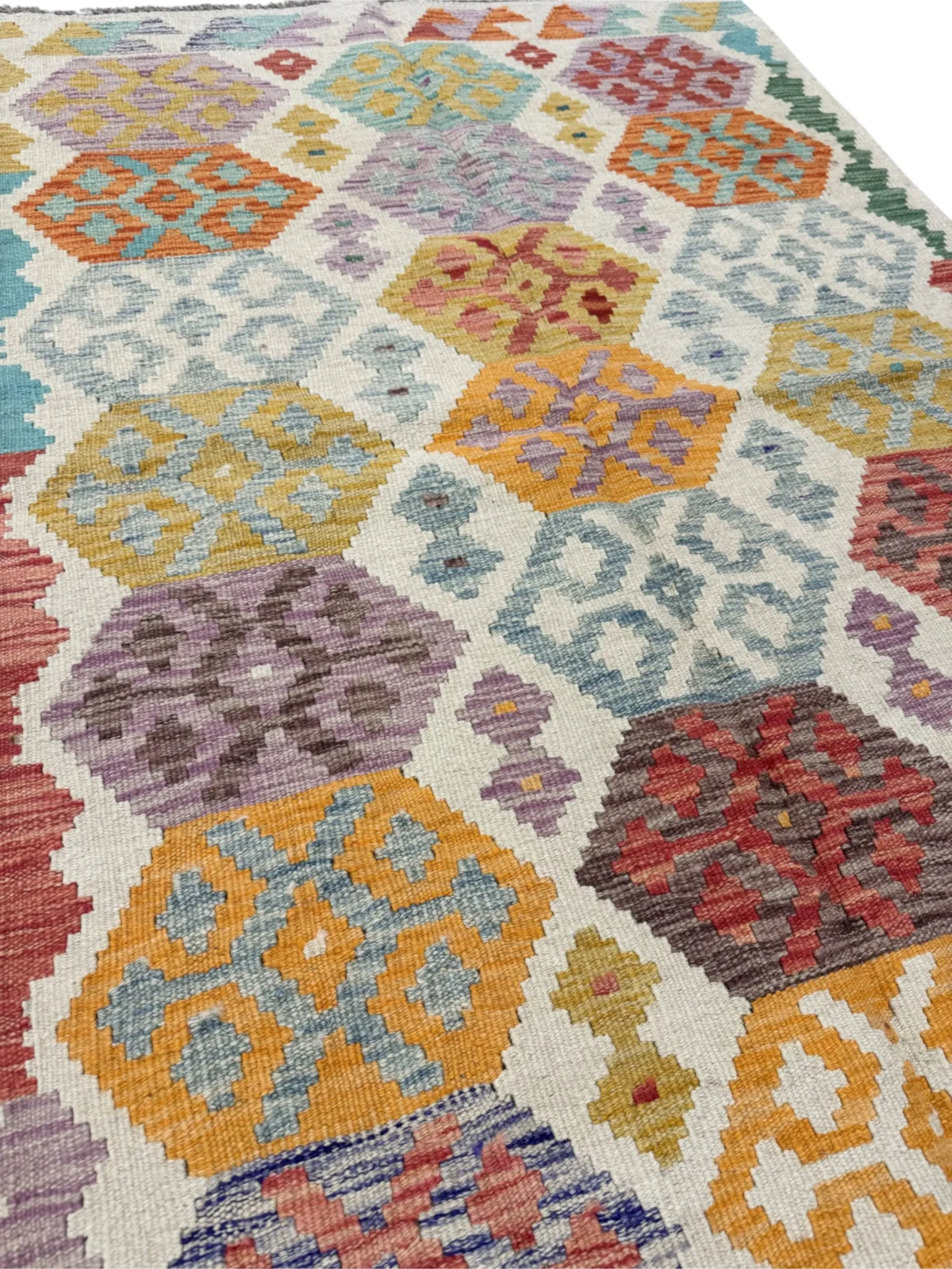 Tappeto Kilim Geometrico Multicolore 148x100 cm – Design Artigianale con Frange Grigie – Stile Tradizionale Persiano - immagine 3